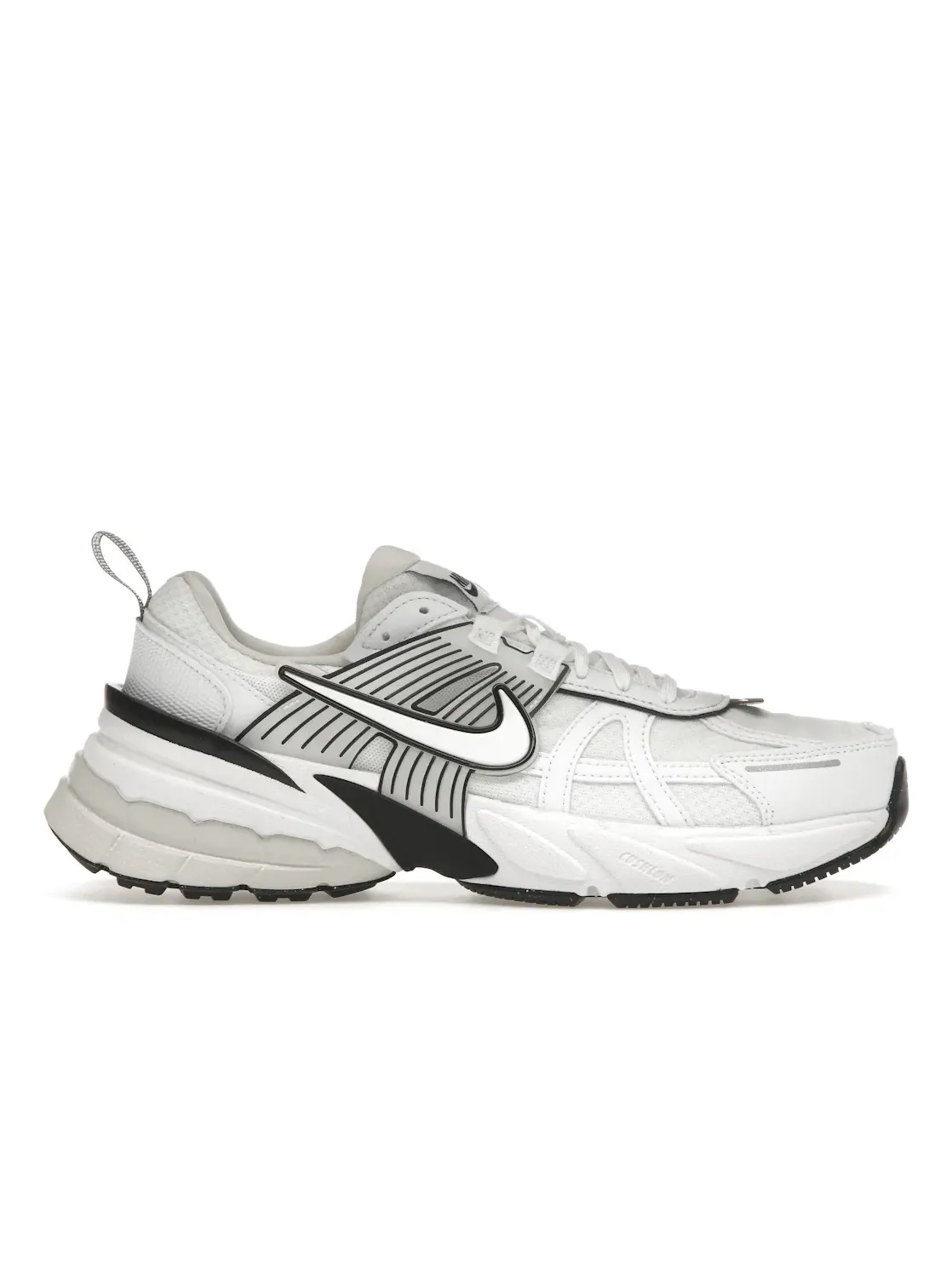 Женские кроссовки Lifestyle Nike V2K Run — изображение 1 из 4