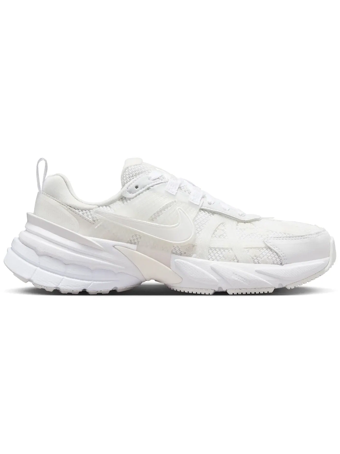 Женские кроссовки Lifestyle Nike V2K Run — изображение 1 из 1, белый белый белый