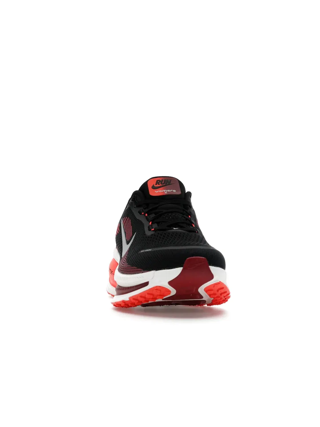 Мужские кроссовки с амортизацией Nike Vomero 18 Nike — изображение 2 из 4