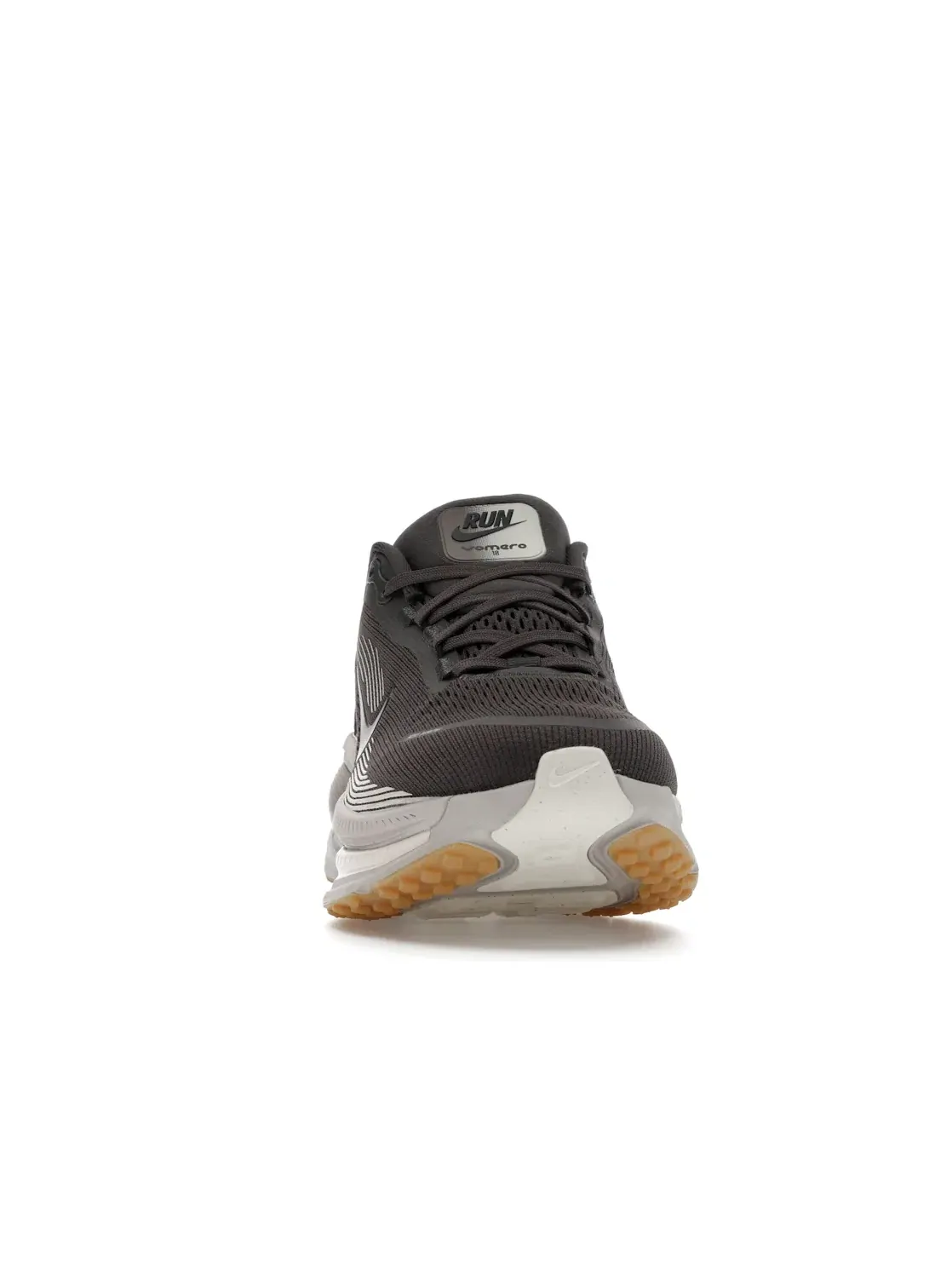 Мужские кроссовки для бега Nike Vomero 18 — изображение 2 из 4