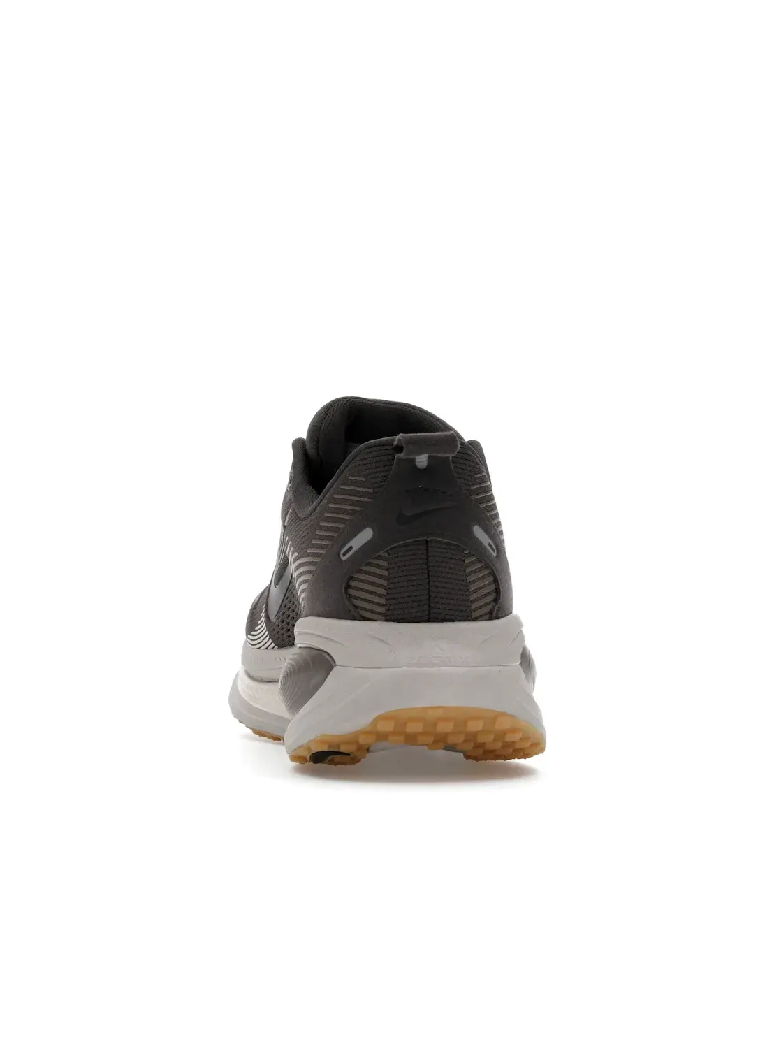 Мужские кроссовки для бега Nike Vomero 18 — изображение 4 из 4