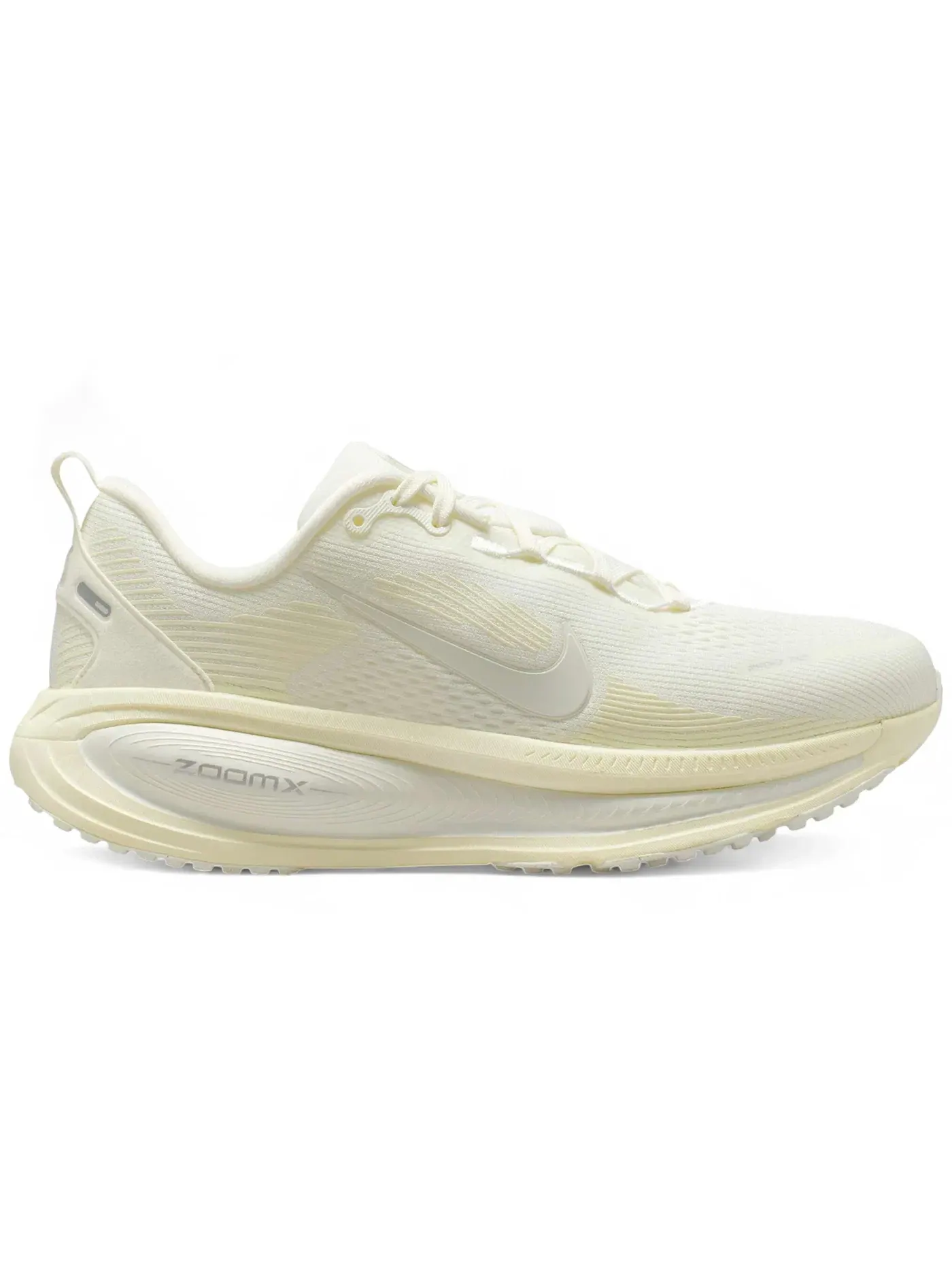 Женские кроссовки для бега Nike Vomero 18 — изображение 1 из 1, белый/белый/белый