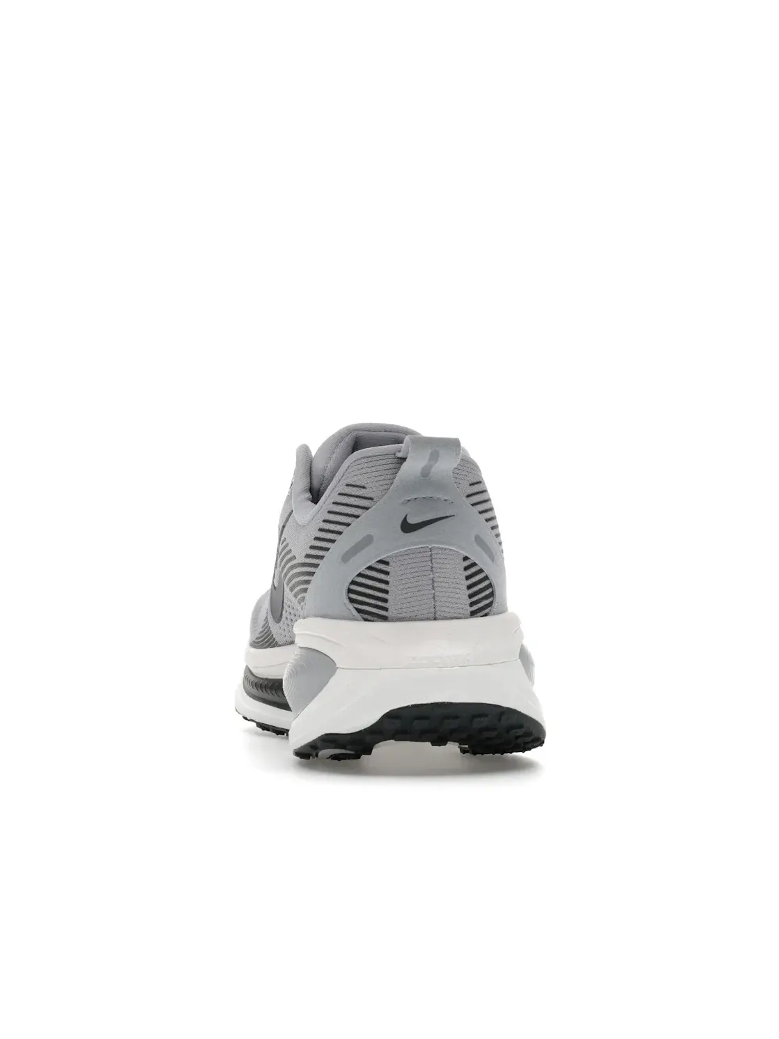 Мужские кроссовки для бега Nike Vomero 18 — изображение 4 из 4, серый/платиновый/белый