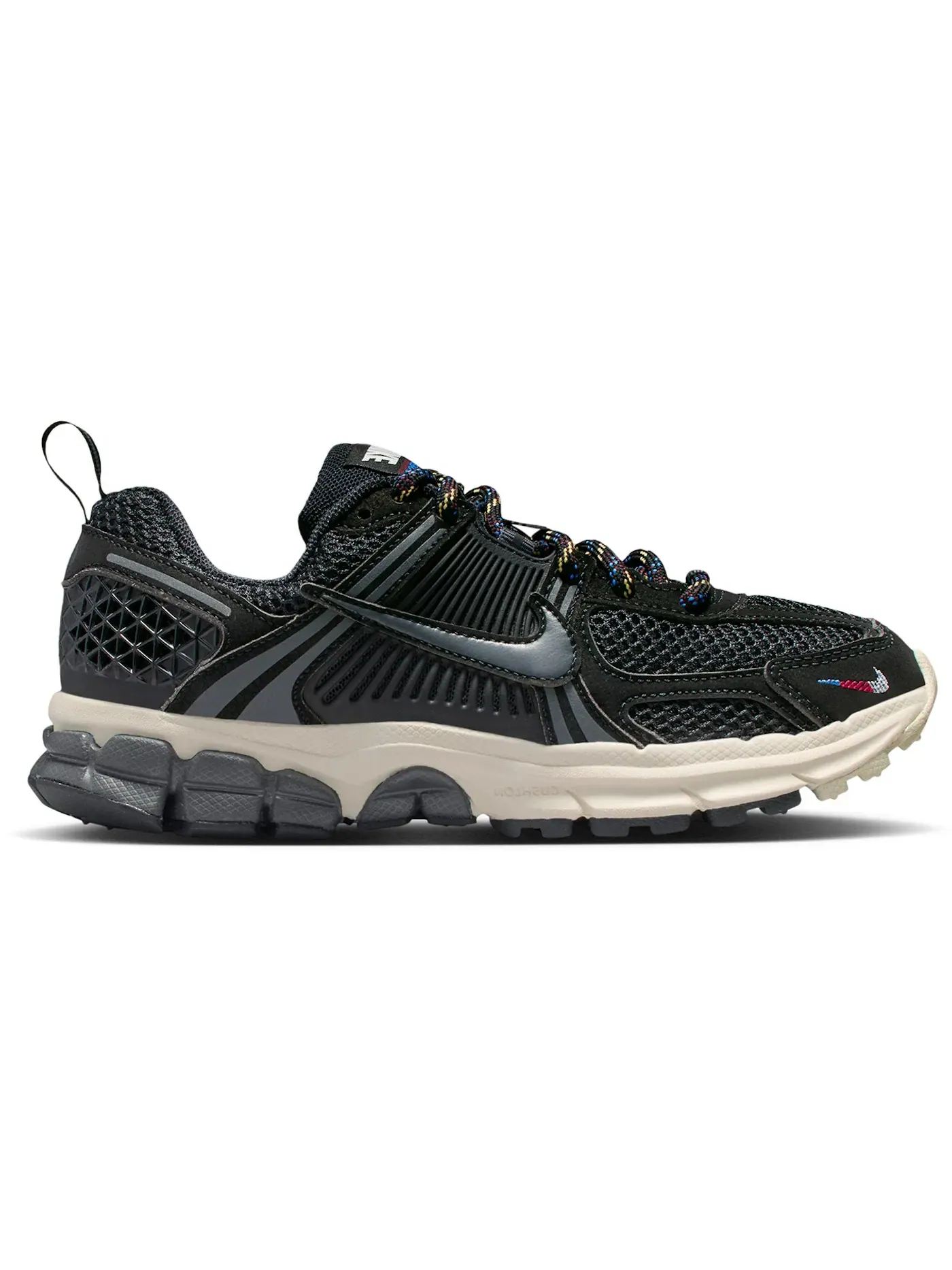 Детские кроссовки Lifestyle Nike Vomero 5 — изображение 1 из 1, черный//бордовый