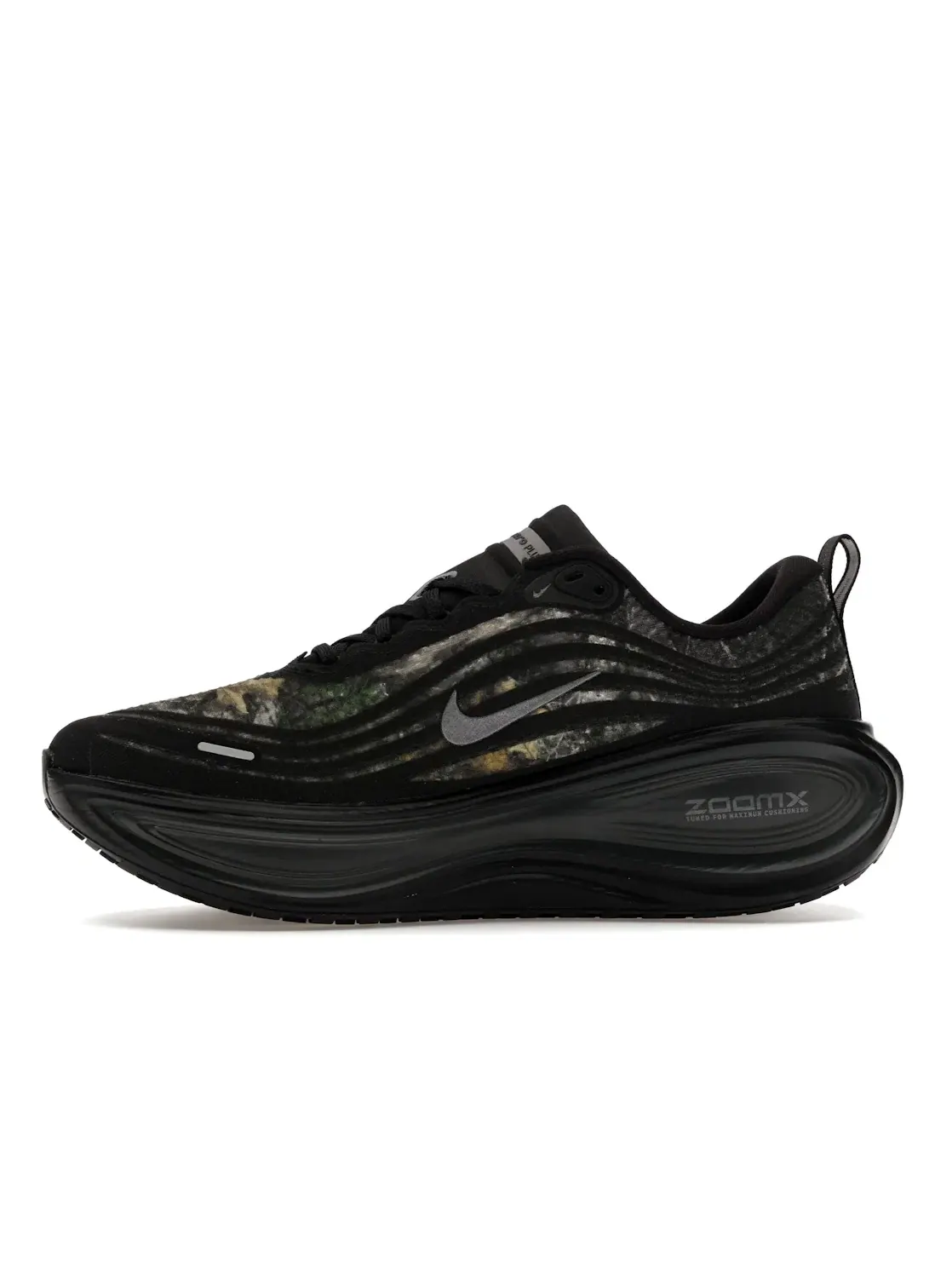 Мужские кроссовки с камуфляжным принтом Nike Vomero Plus Nike — изображение 3 из 4