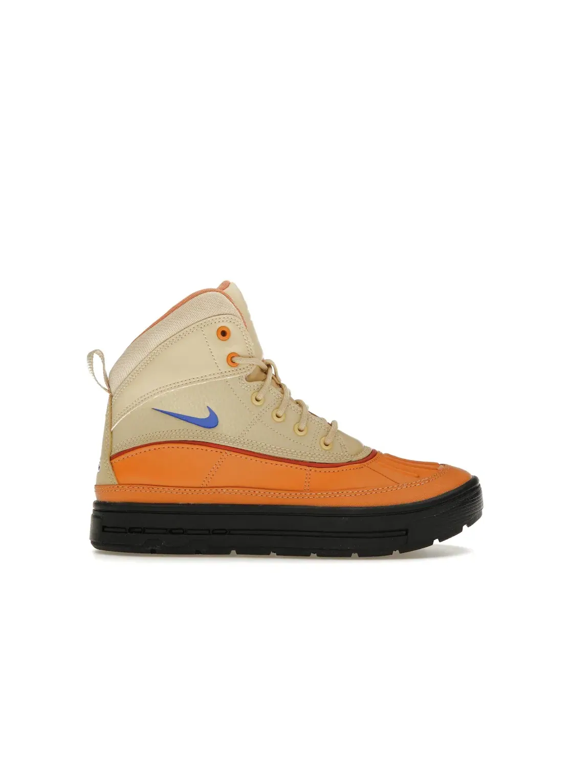 Детские ботинки высокие с шнуровкой Nike Woodside 2 High Nike — изображение 1 из 4, красный