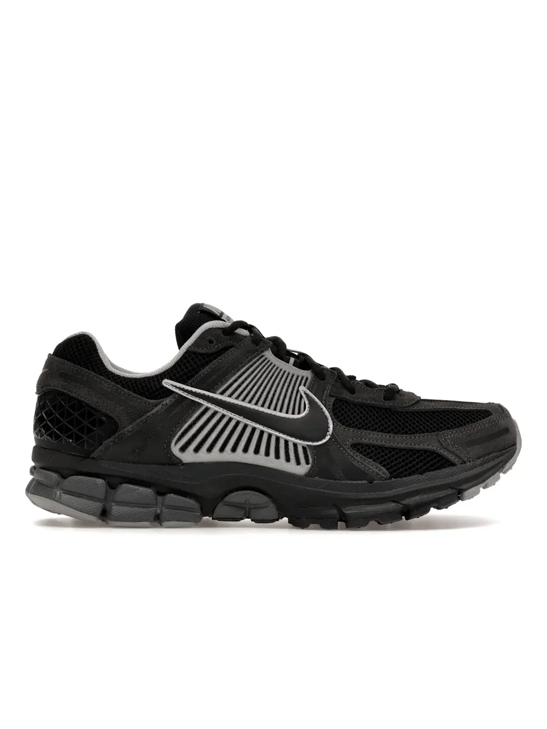 Мужские кроссовки Lifestyle с многослойным верхом Nike Zoom Vomero 5 — изображение 1 из 4, серебристый/черный