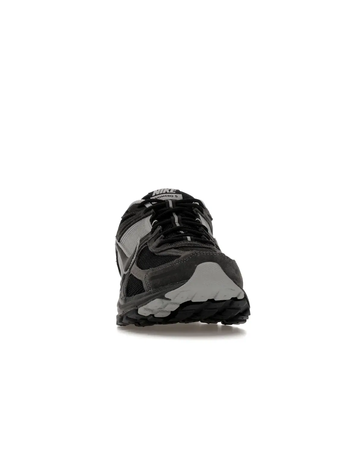 Мужские кроссовки Lifestyle с многослойным верхом Nike Zoom Vomero 5 — изображение 2 из 4, серебристый/черный