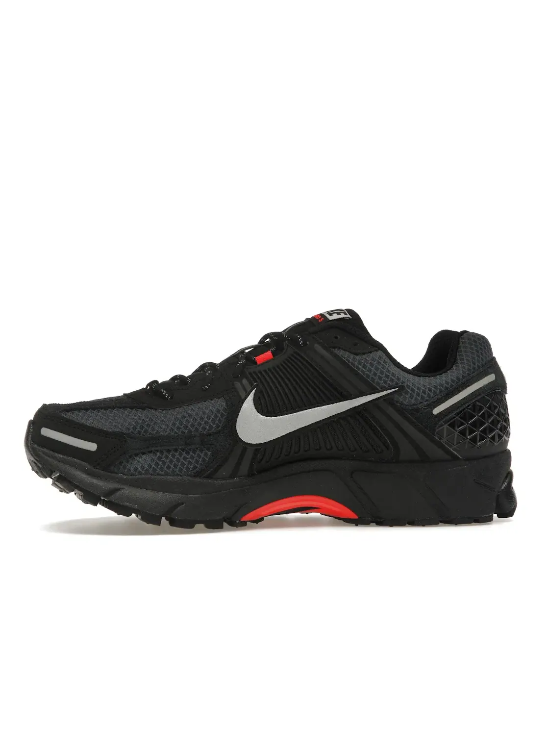 Мужские кроссовки с кроссовками с принтом Nike Zoom Vomero 5 Nike — изображение 3 из 4