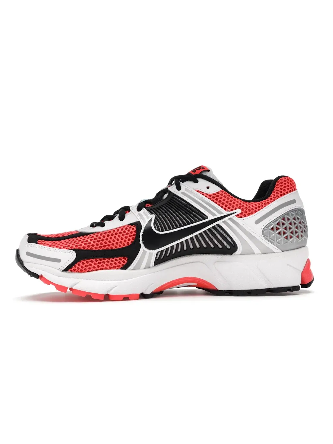 Мужские кроссовки с сетчатым верхом Nike Zoom Vomero 5 — изображение 3 из 4