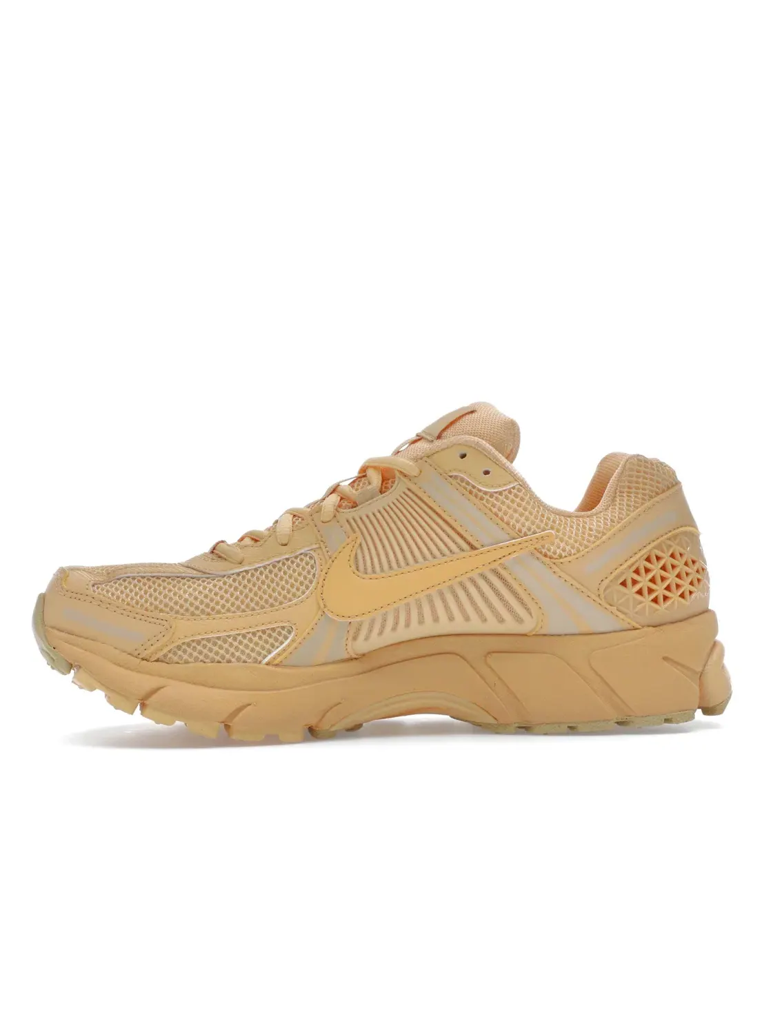 Мужские кроссовки с технологичной амортизацией Nike Zoom Vomero 5 — изображение 3 из 4, золотистый/золотистый