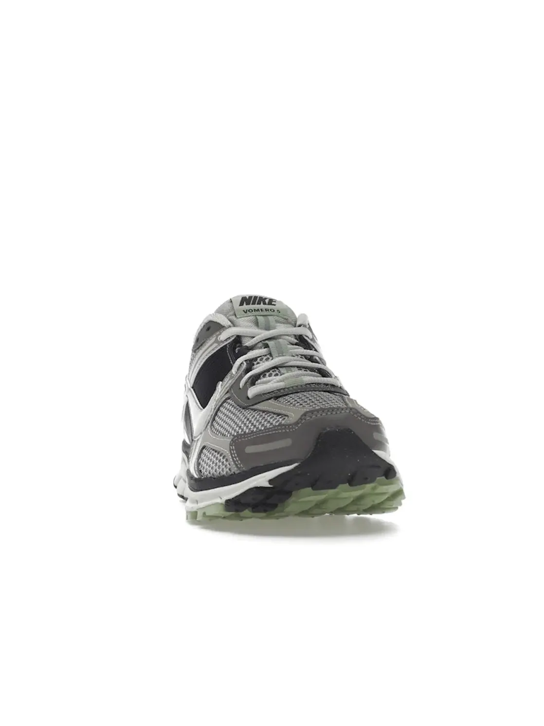 Женские кроссовки Lifestyle Nike Zoom Vomero 5, Cobblestone/Flat Pewter-Light Bone — изображение 2 из 4