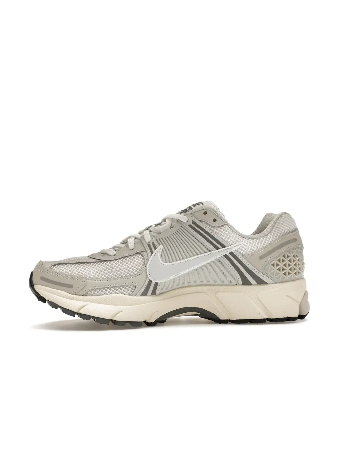 Мужские кроссовки Lifestyle Nike Zoom Vomero 5 — изображение 3 из 4, платиновый//серый
