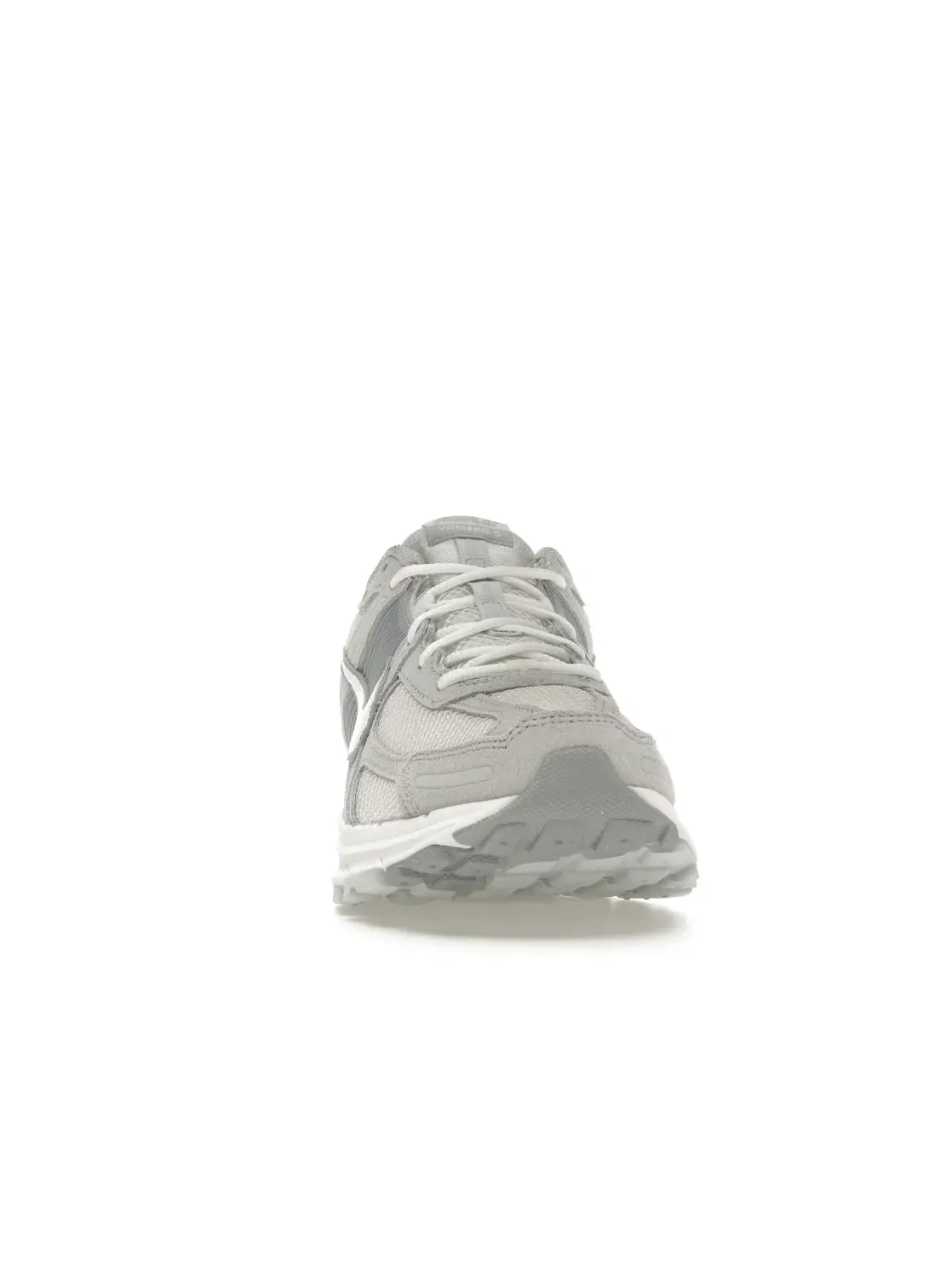Женские кроссовки с сетчатым верхом Nike Zoom Vomero 5 — изображение 2 из 4