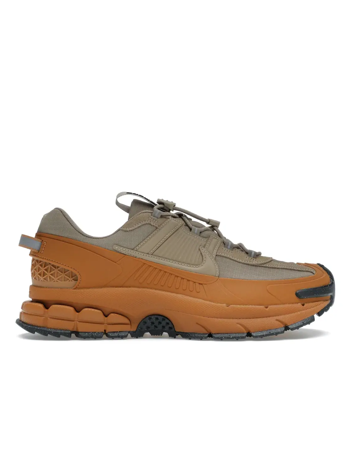 Женские кроссовки Lifestyle Nike Zoom Vomero 5 Roam — изображение 1 из 4, золотистый/хаки