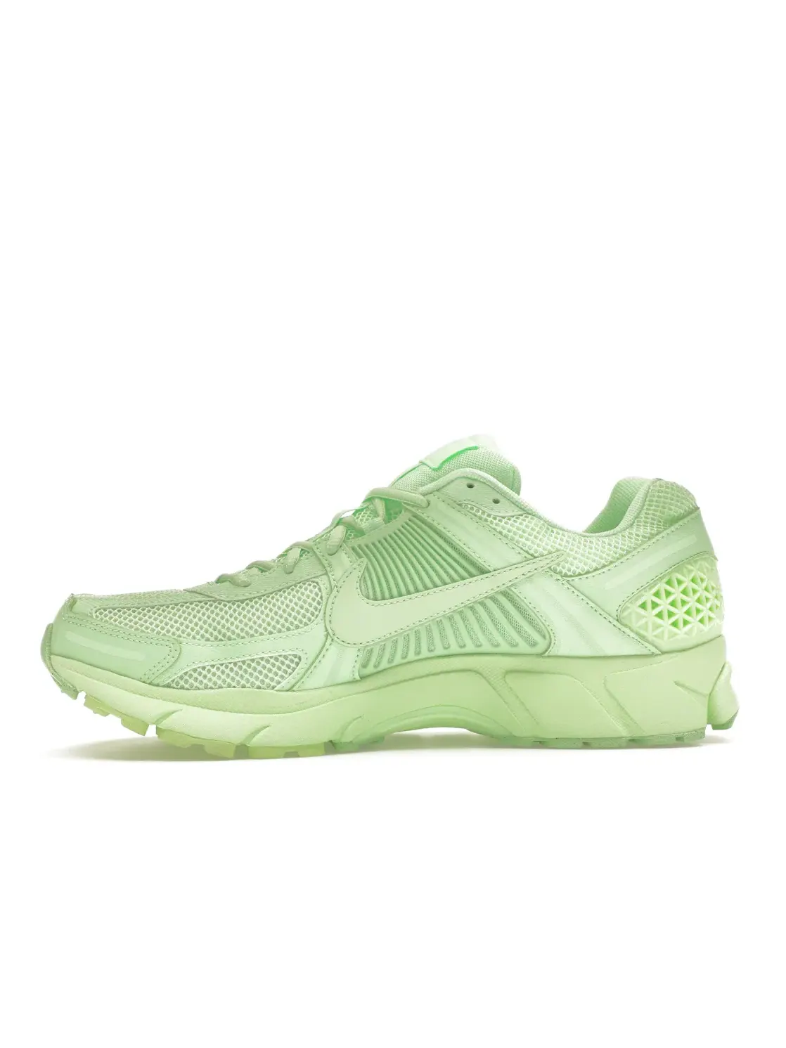 Мужские кроссовки с амортизацией Nike Zoom Vomero 5 — изображение 3 из 4, зеленый