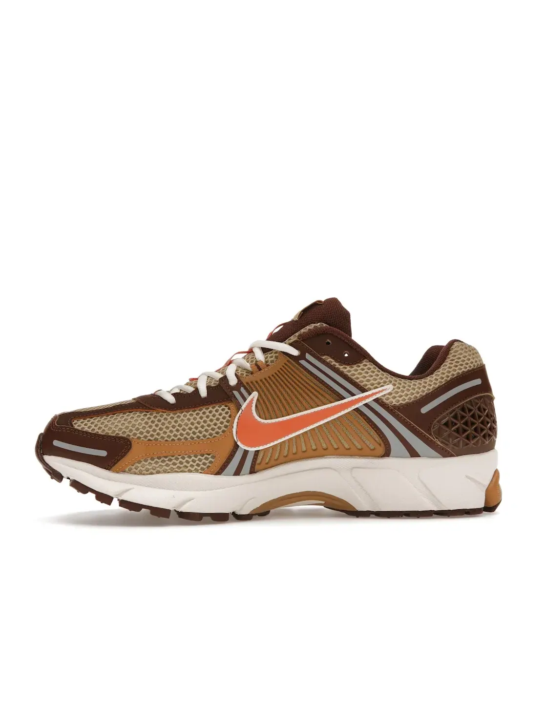 Мужские кроссовки Lifestyle Nike Zoom Vomero 5 Nike — изображение 3 из 4, золотистый