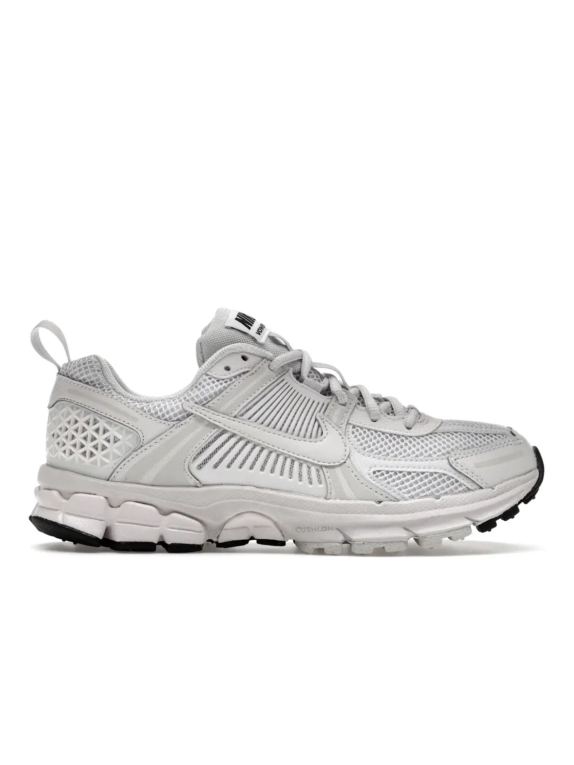 Детские кроссовки Lifestyle Nike Zoom Vomero 5 — изображение 1 из 4, белый/черный//серый