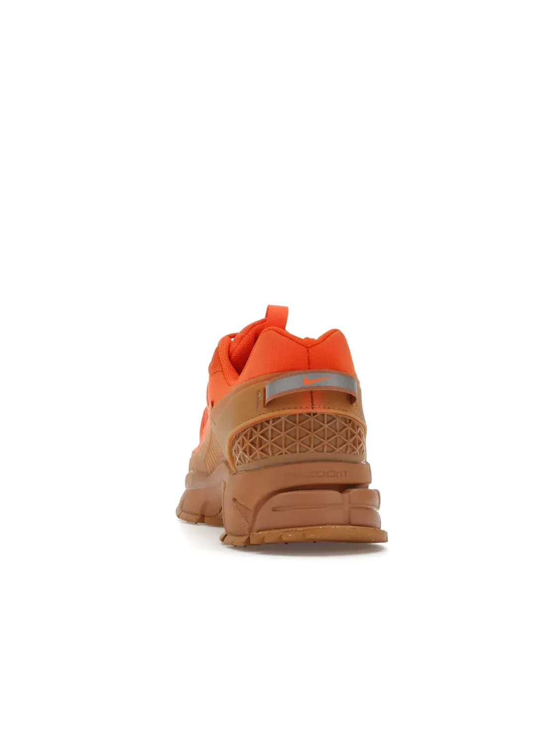 Мужские кроссовки Lifestyle Nike Zoom Vomero Roam — изображение 4 из 4, оранжевый