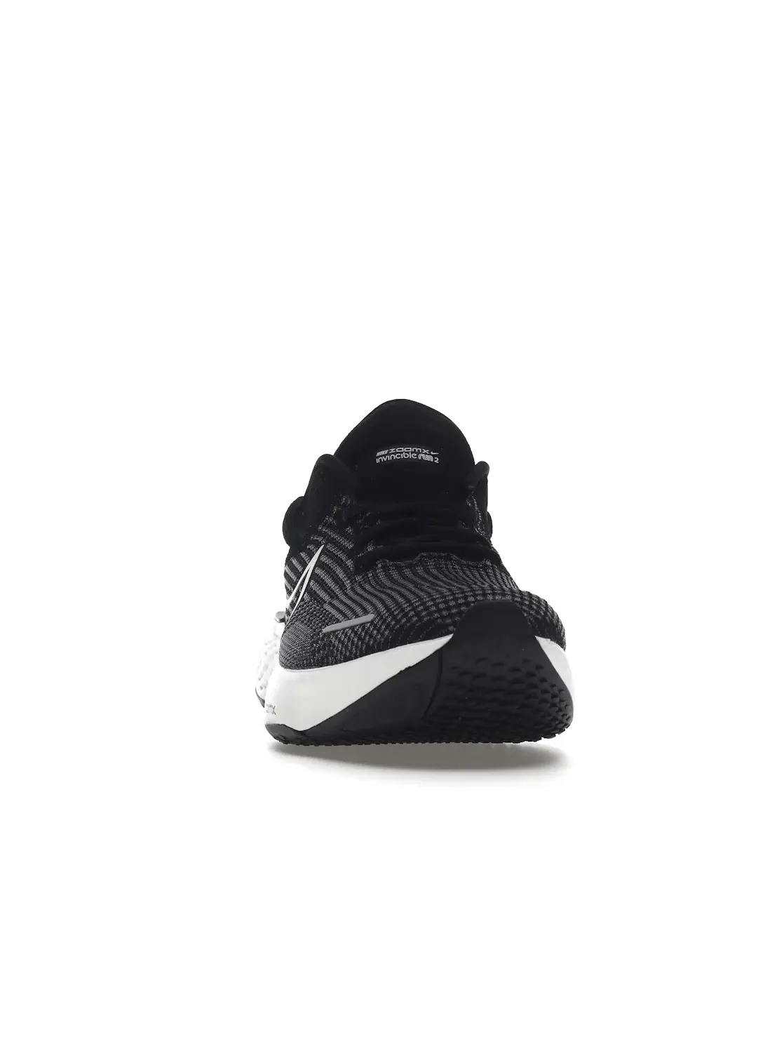 Мужские кроссовки с максимальной амортизацией Nike ZoomX Invincible Run Flyknit 2 — изображение 2 из 4, черный/белый-белый
