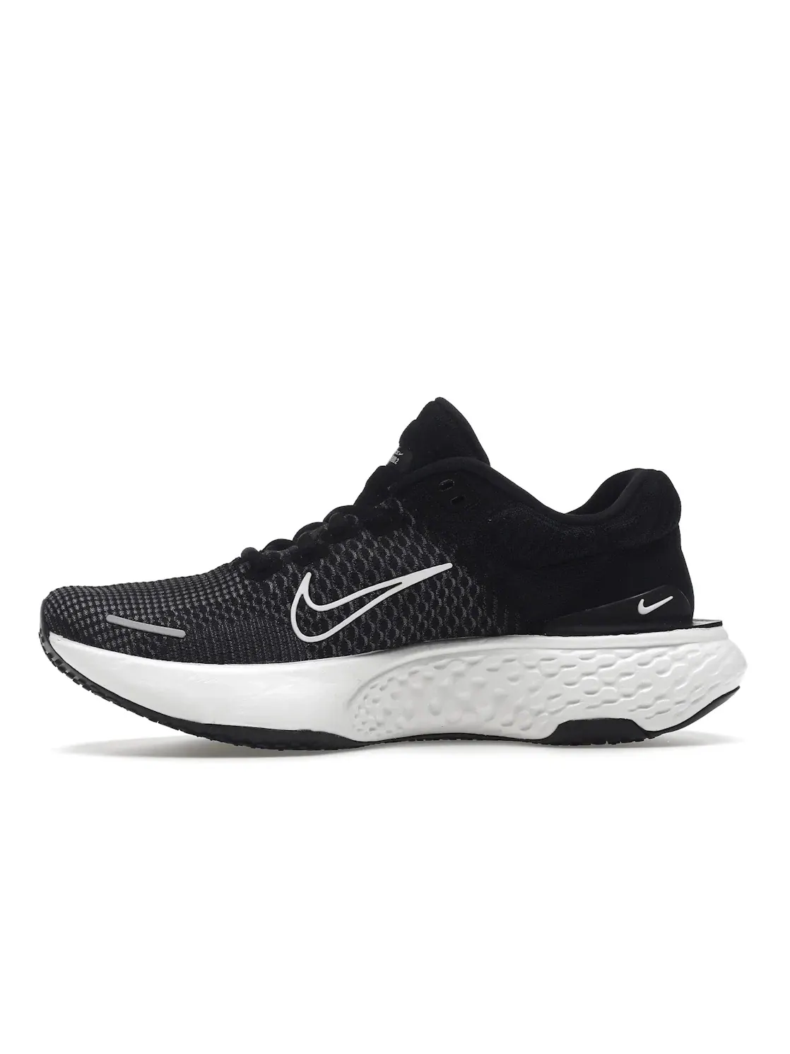 Мужские кроссовки с максимальной амортизацией Nike ZoomX Invincible Run Flyknit 2 — изображение 3 из 4, черный/белый-белый