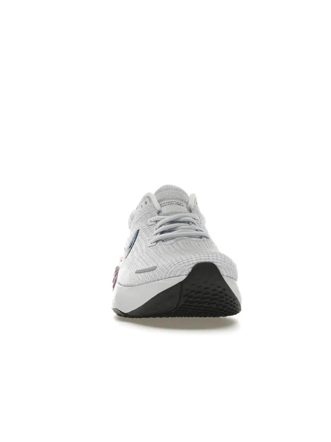 Женские кроссовки для бега Nike ZoomX Invincible Run Flyknit 2 — изображение 2 из 4, серый/черный-золотистый