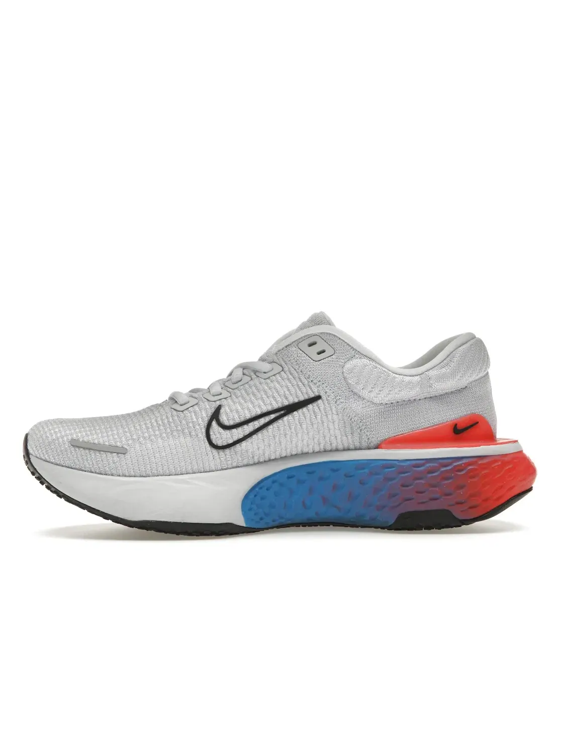 Женские кроссовки для бега Nike ZoomX Invincible Run Flyknit 2 — изображение 3 из 4, серый/черный-золотистый