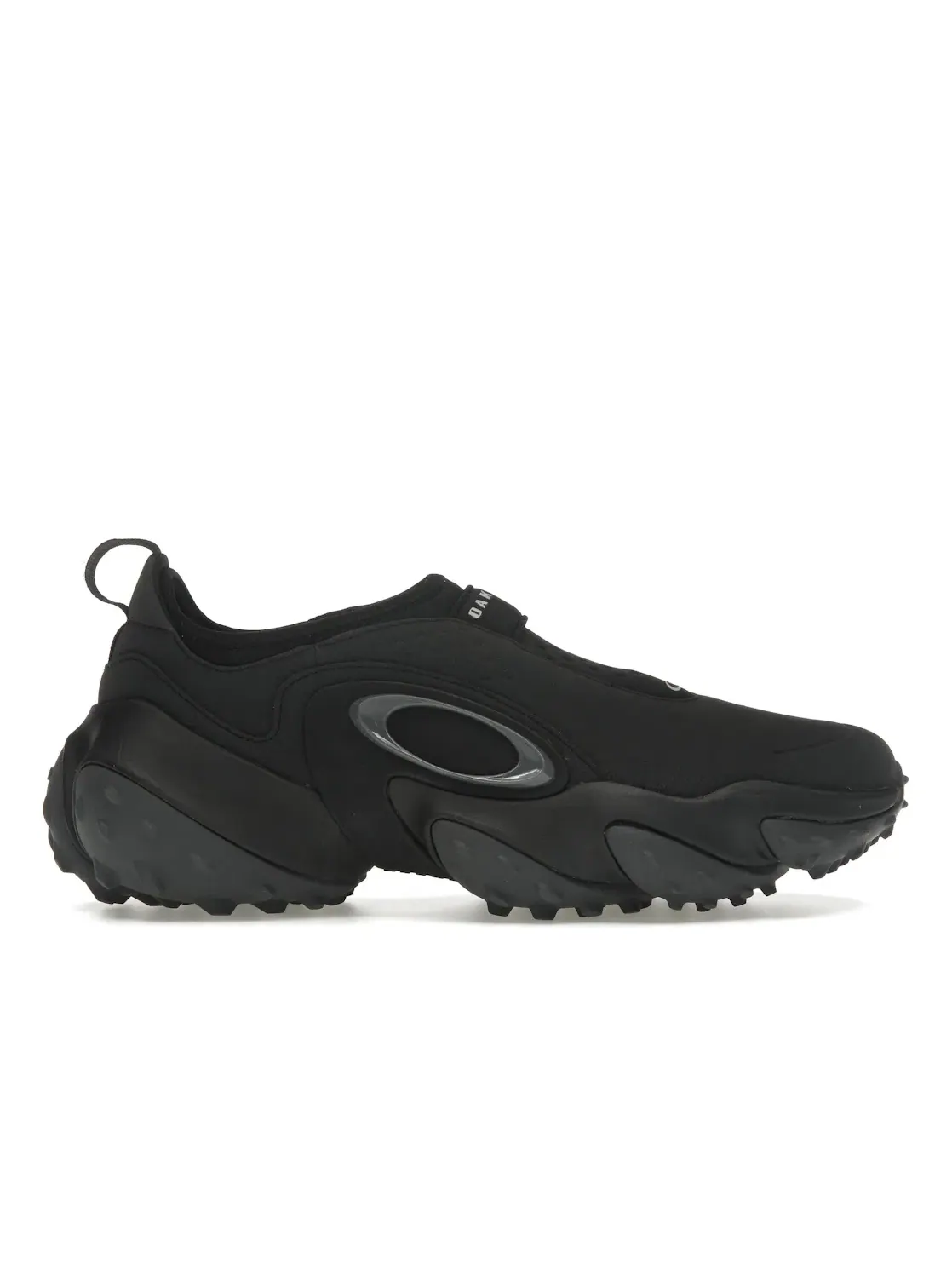 Мужские кеды Lifestyle Oakley Edge Icon Slip On — изображение 1 из 4, черный