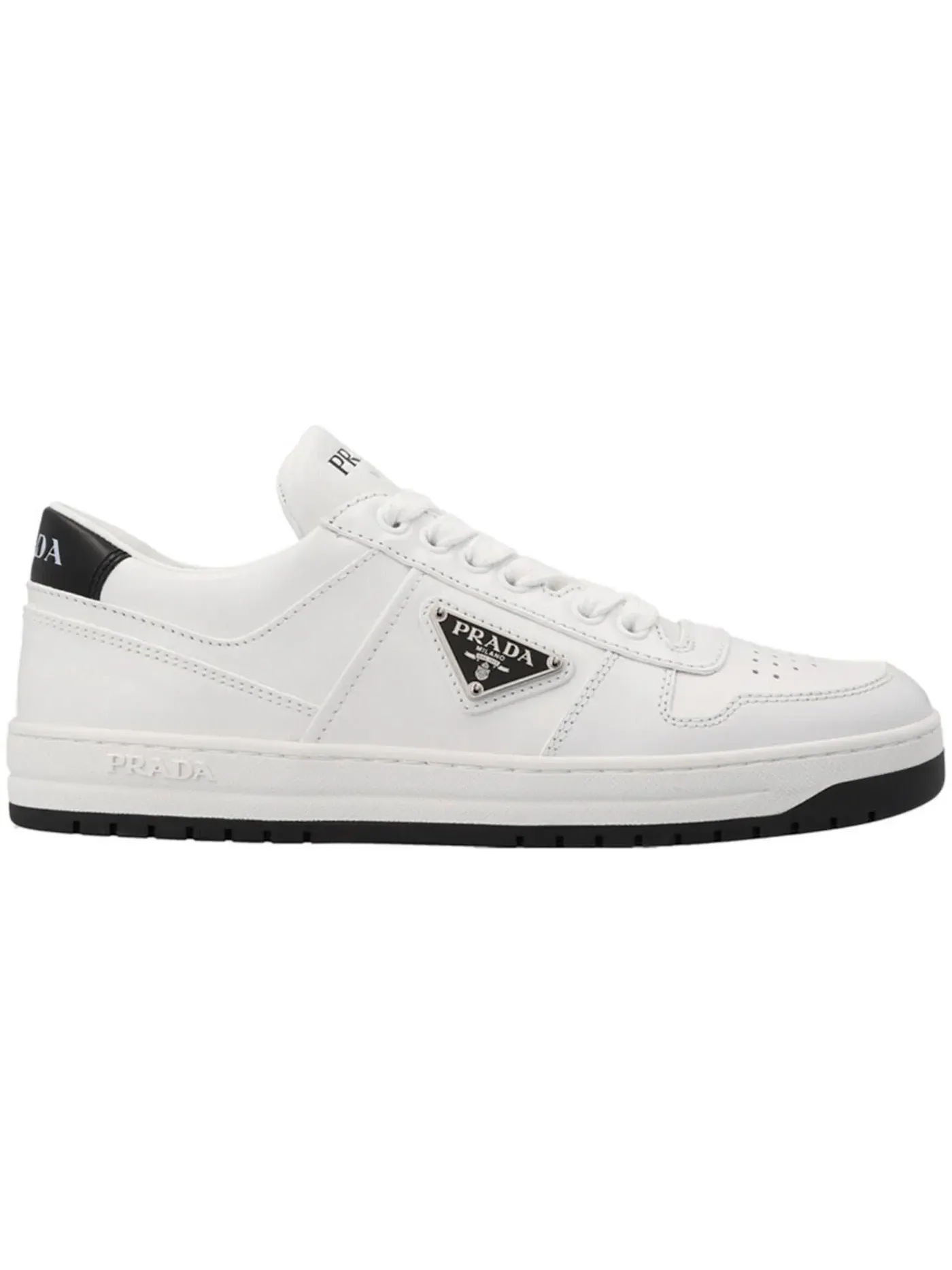 Женские кеды с кожаным верхом Prada Downtown Low Top Sneakers Prada — изображение 1 из 1, белый/черный