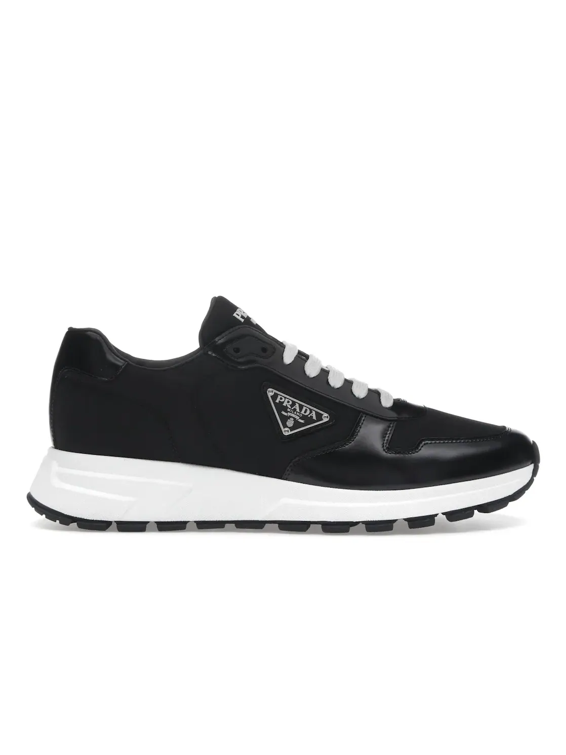 Мужские кроссовки с верхом из переработанного нейлона Prada PRAX 01 Sneakers Prada — изображение 1 из 4, черный/белый