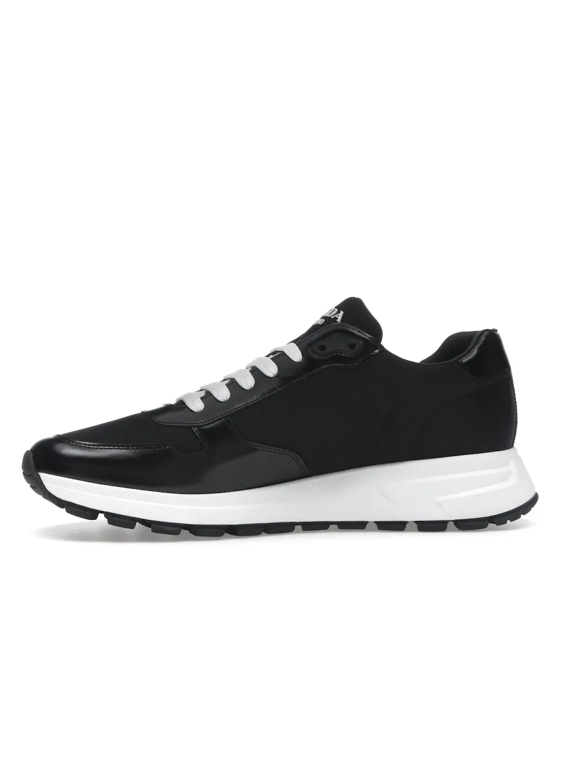 Мужские кроссовки с верхом из переработанного нейлона Prada PRAX 01 Sneakers Prada — изображение 3 из 4, черный/белый