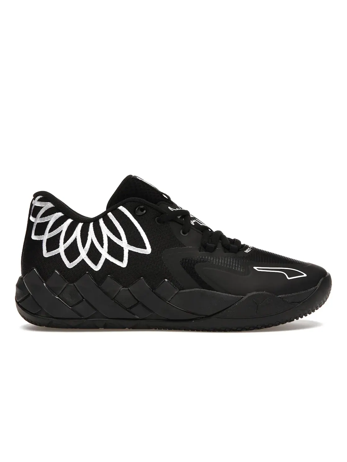Мужские кроссовки с кожаным верхом Puma LaMelo Ball MB.01 Lo Puma Black/Puma White — изображение 1 из 4