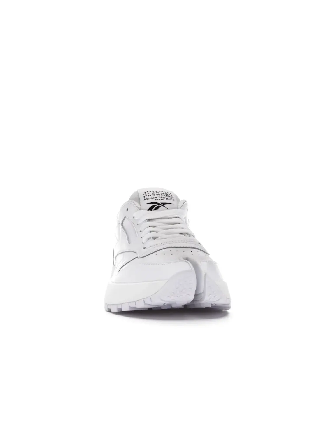 Кроссовки Reebok Classic Leather Tabi Project 0 CL Maison Margiela, с разделенным носком — изображение 2 из 4, белый