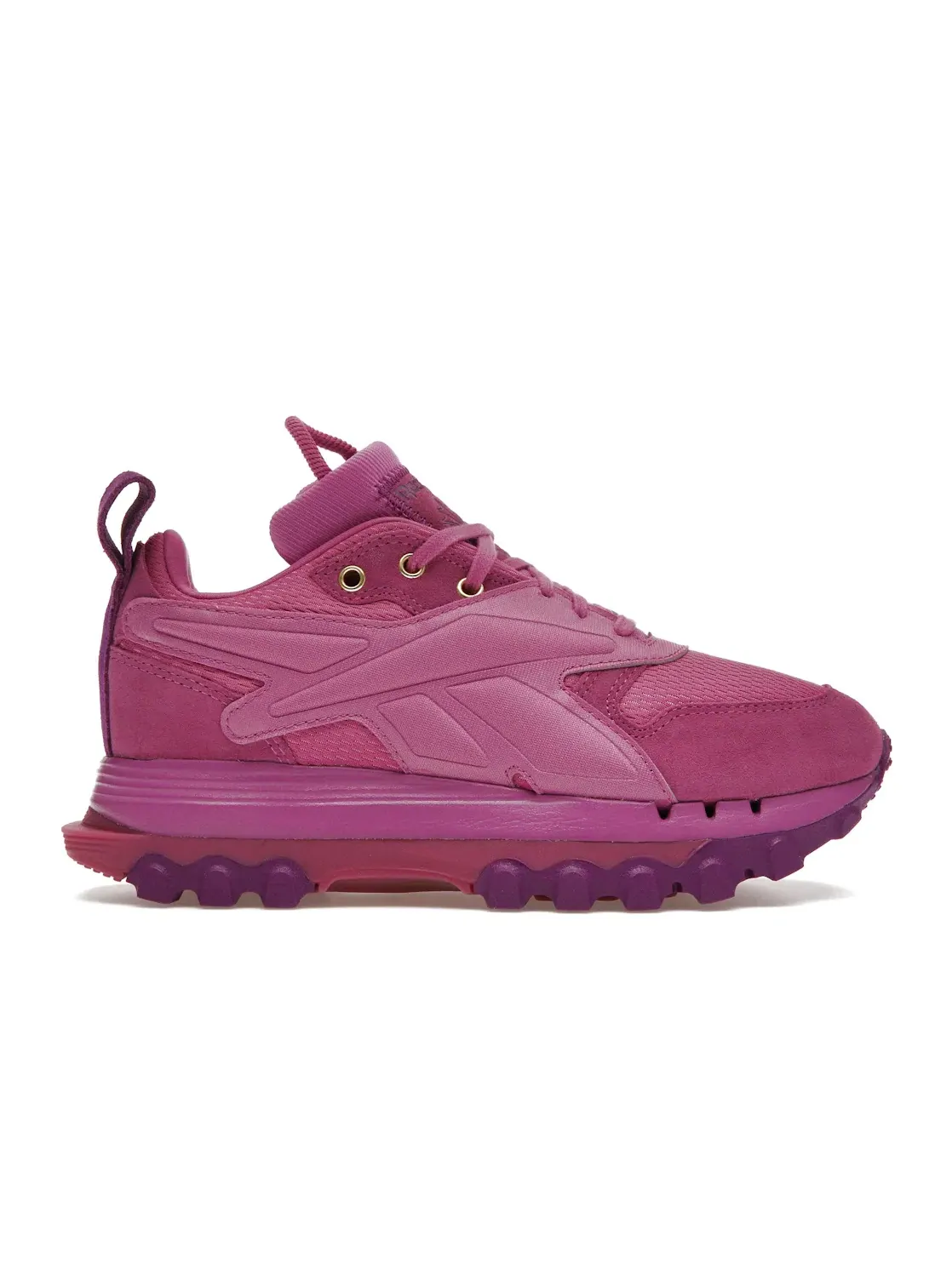 Кроссовки женские Reebok Classic Leather V2, кожаные — изображение 1 из 4, золотистый