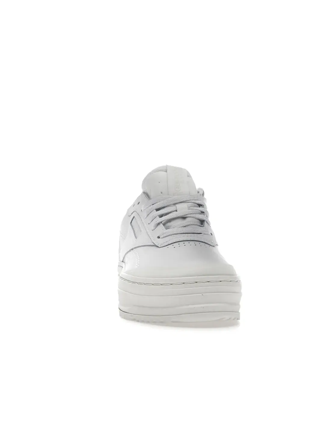 Кроссовки женские Reebok Club C Double Geo, кожаные, с геометрическим дизайном — изображение 2 из 4, белый