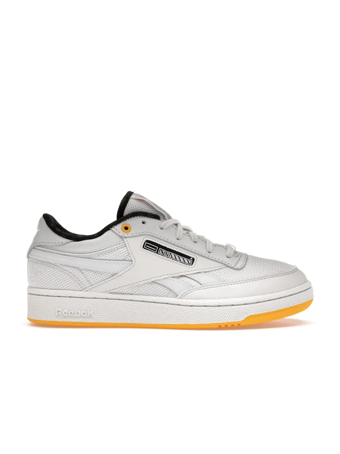 Кроссовки мужские Reebok Club C Revenge Spirit White/Silver Metallic/Track Gold — изображение 1 из 4, серебристый