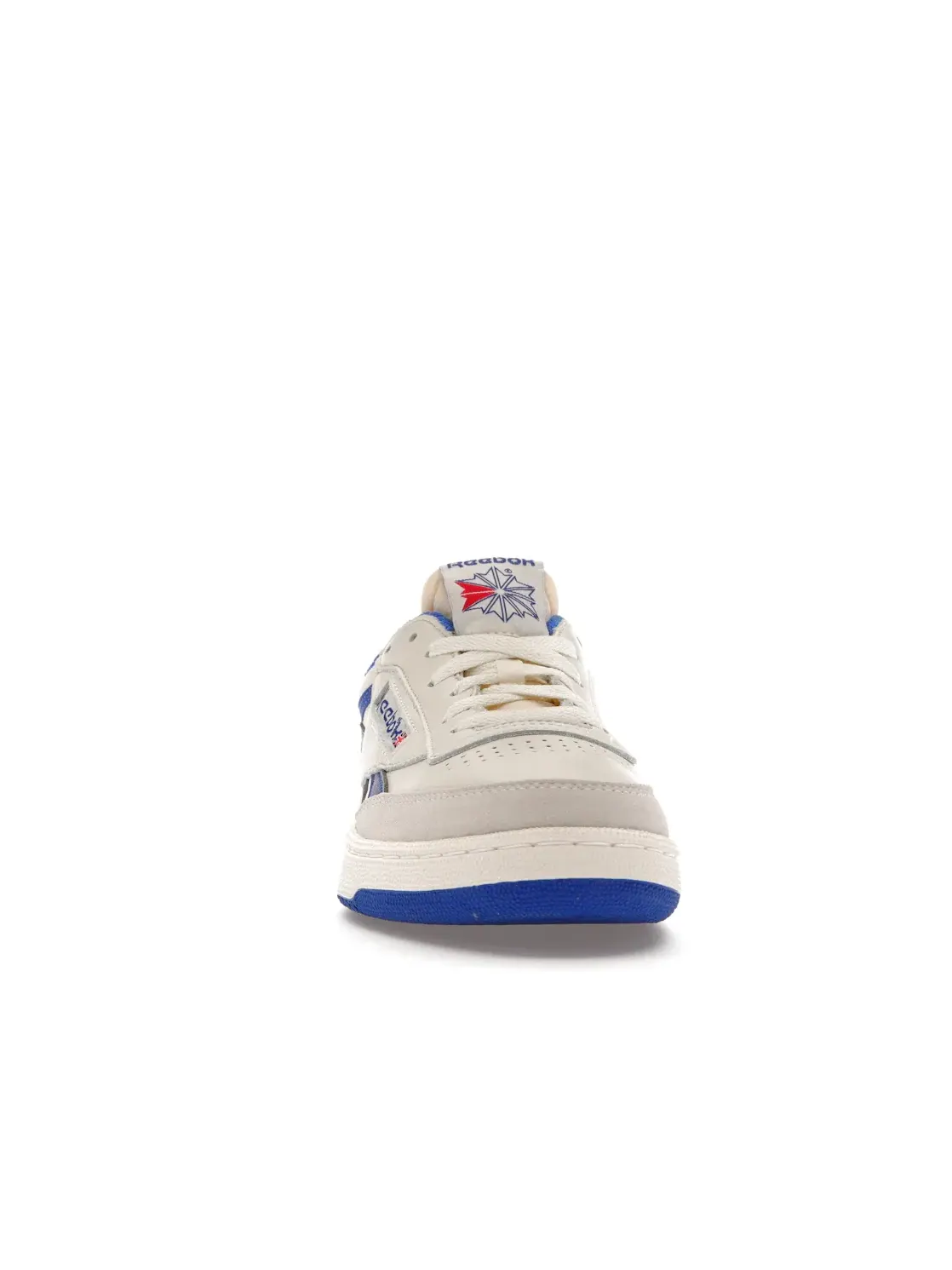 Кроссовки мужские кожаные Reebok Club C Revenge Vintage, винтажный стиль — изображение 2 из 4, красный
