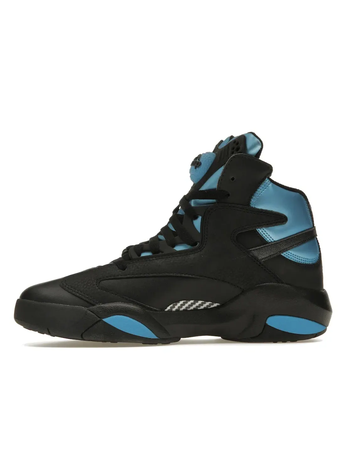 Баскетбольные кроссовки Reebok Shaq Attaq, кожаные, с технологией Pumps — изображение 3 из 4, черный//белый