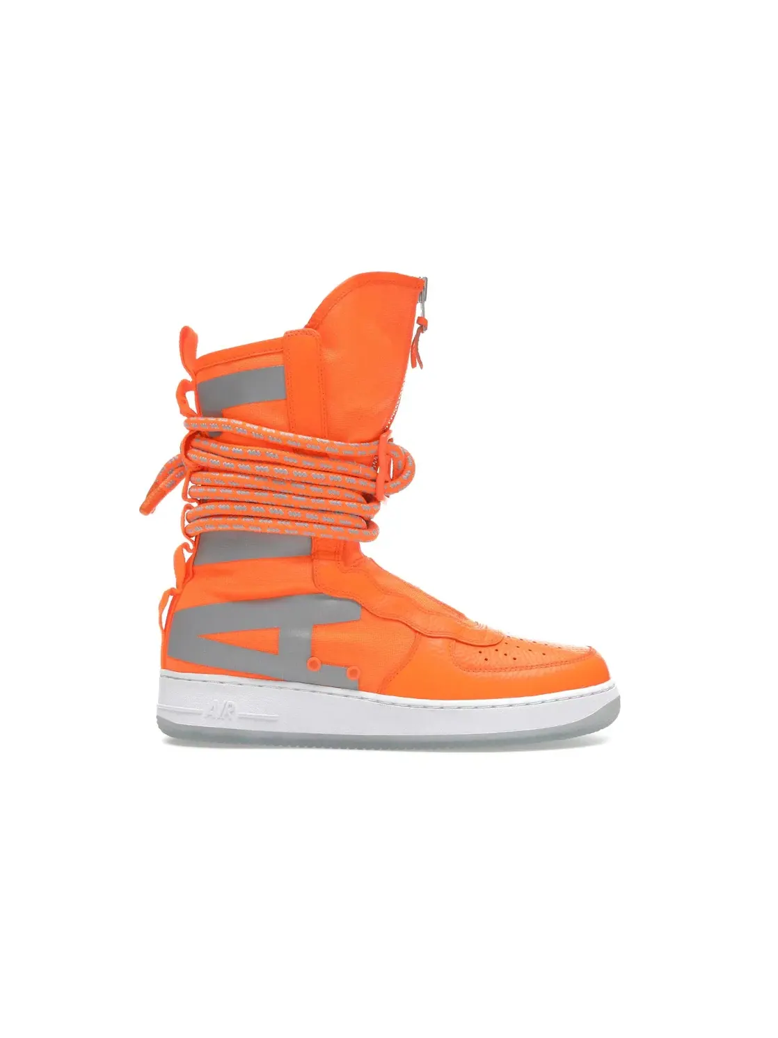 Мужские ботинки высокие Nike SF Air Force 1 High — изображение 1 из 4