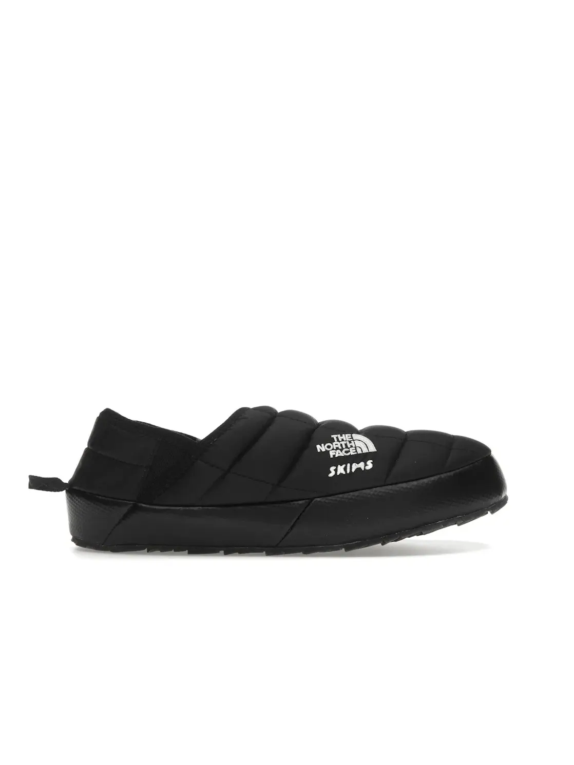 Женские тапочки с принтом The North Face Thermoball Traction Mule V — изображение 1 из 4, оникс