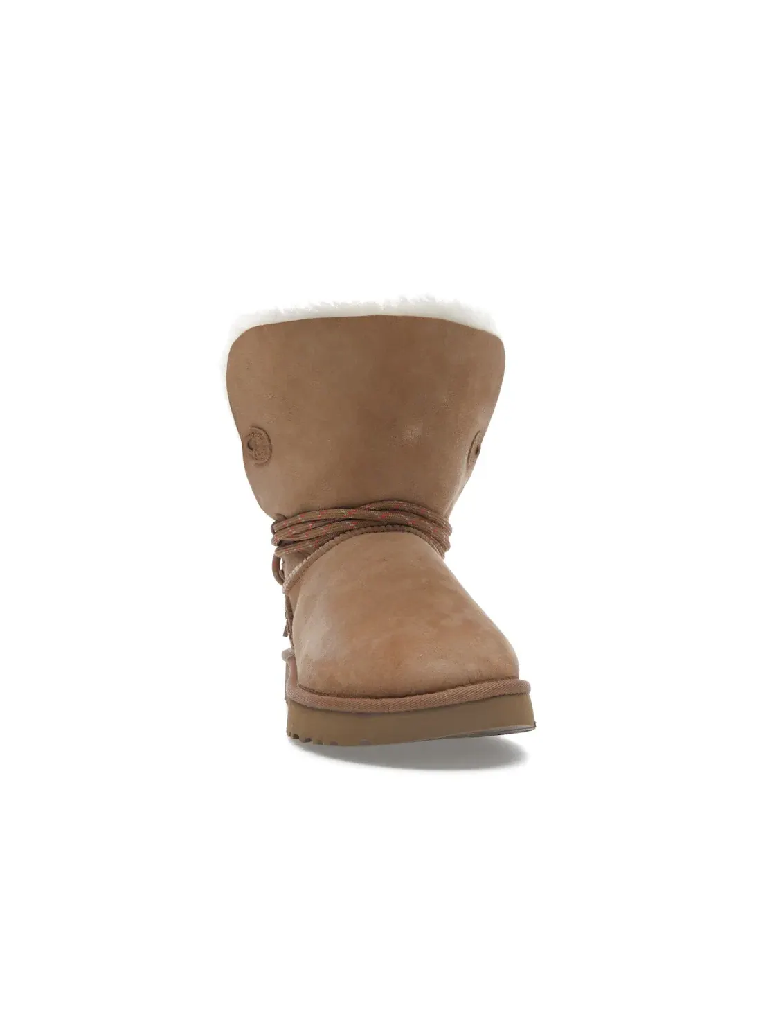 Ботинки женские UGG Bailey Tie — изображение 2 из 4, каштановый