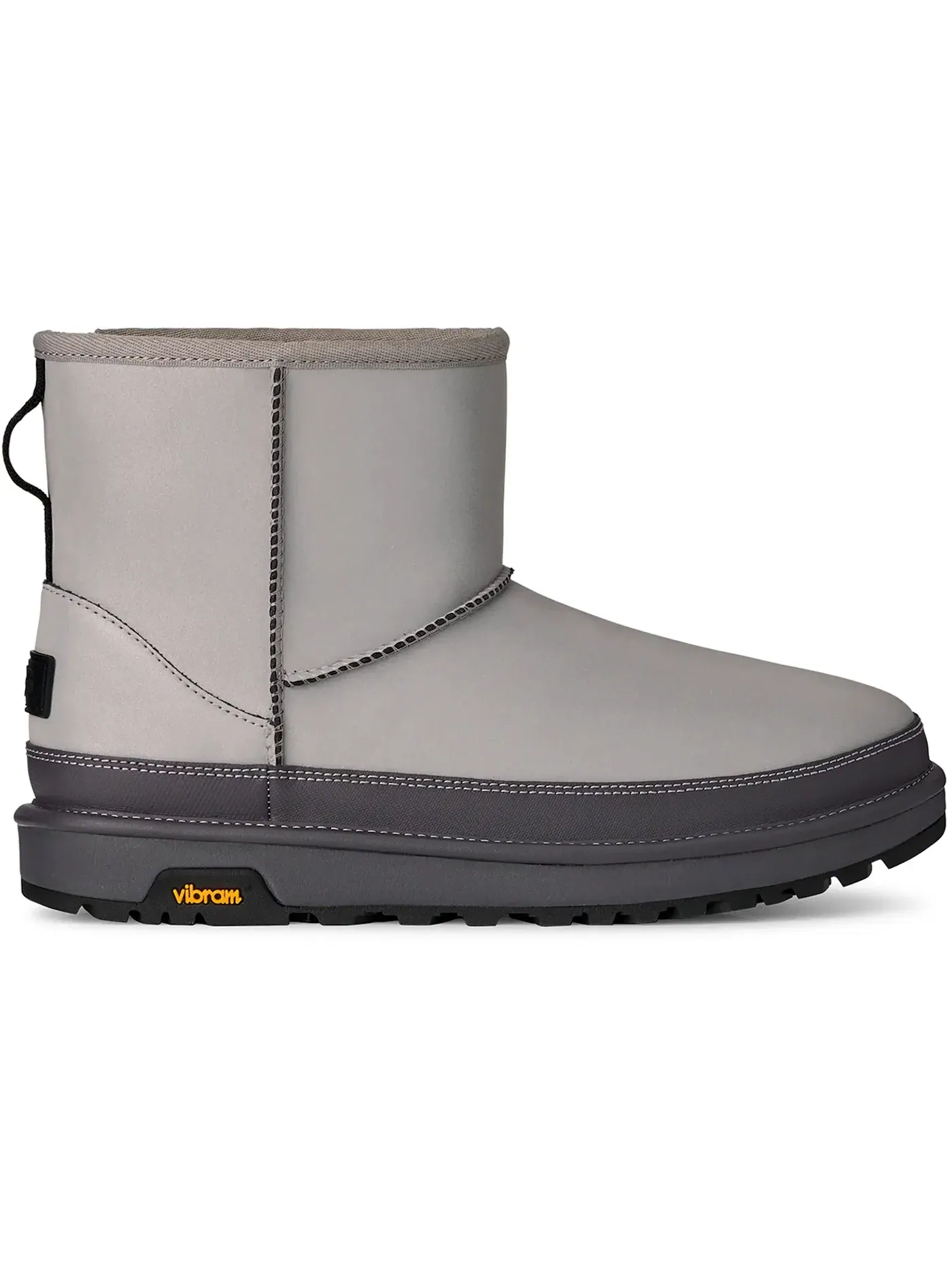 Ботинки мужские UGG Classic Mini Reflective — изображение 1 из 1, серебристый