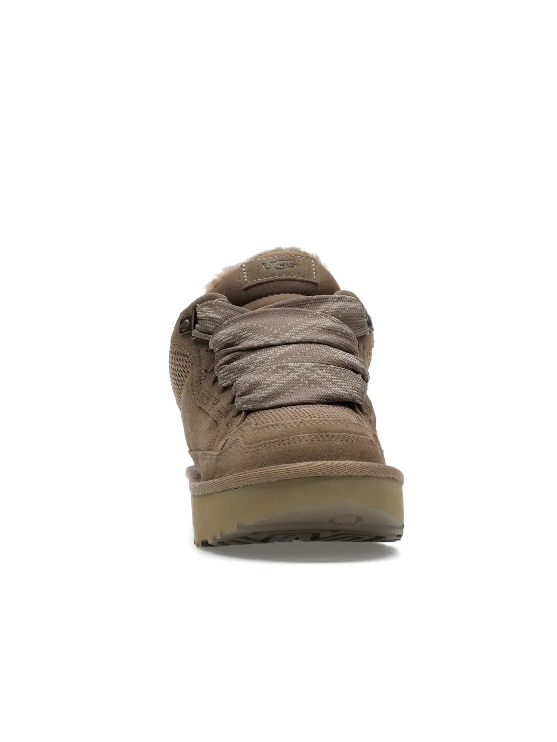 Ботинки женские UGG Lowmel, ореховый — изображение 2 из 4, хикори