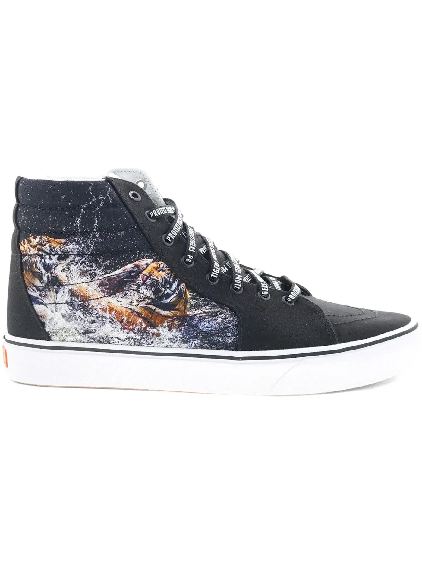 Мужские кроссовки Lifestyle Vans ComfyCush Sk8-Hi — изображение 1 из 1, черный