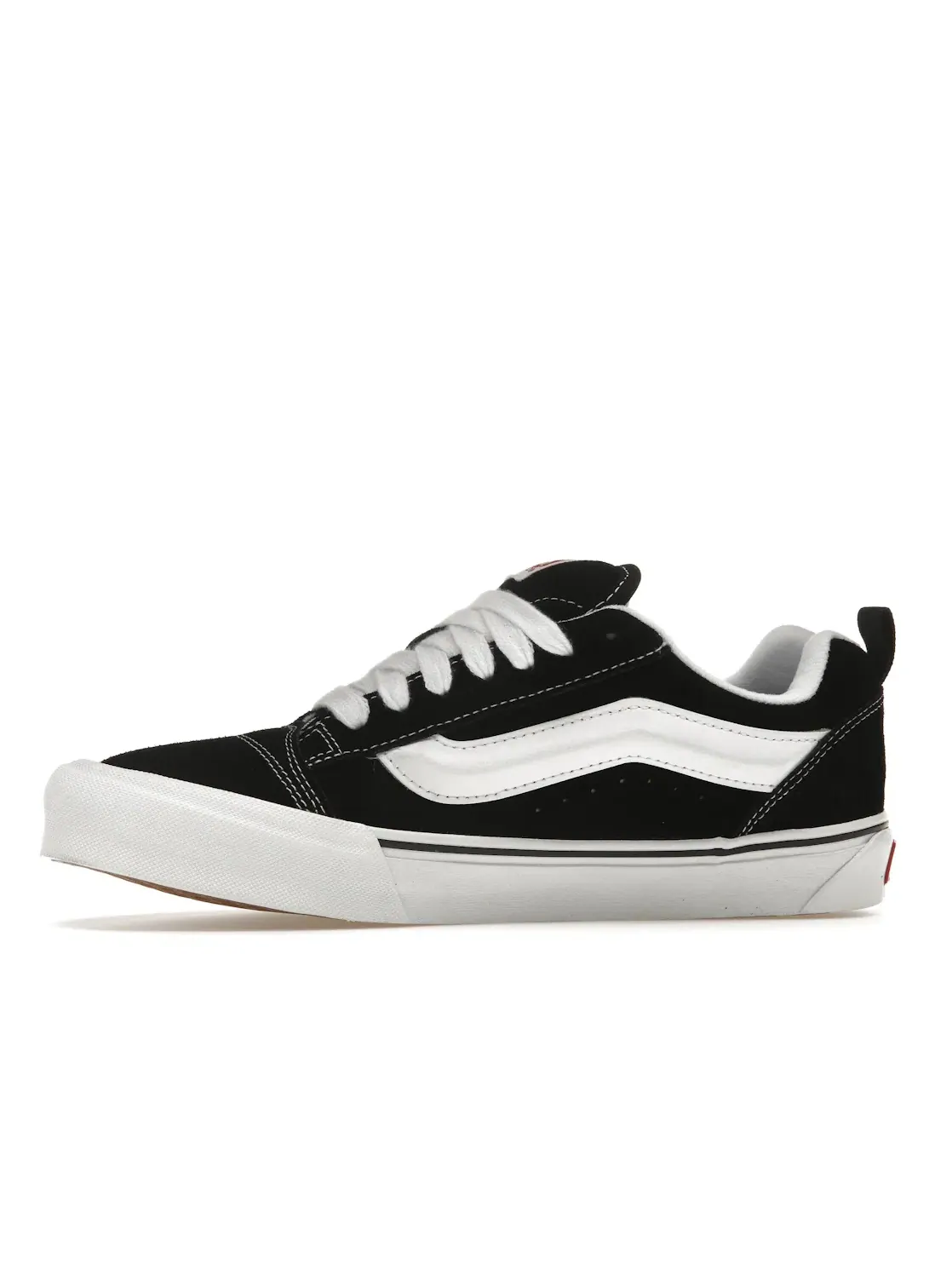Мужские кроссовки повседневные Vans Knu Skool — изображение 3 из 4, черный/белый