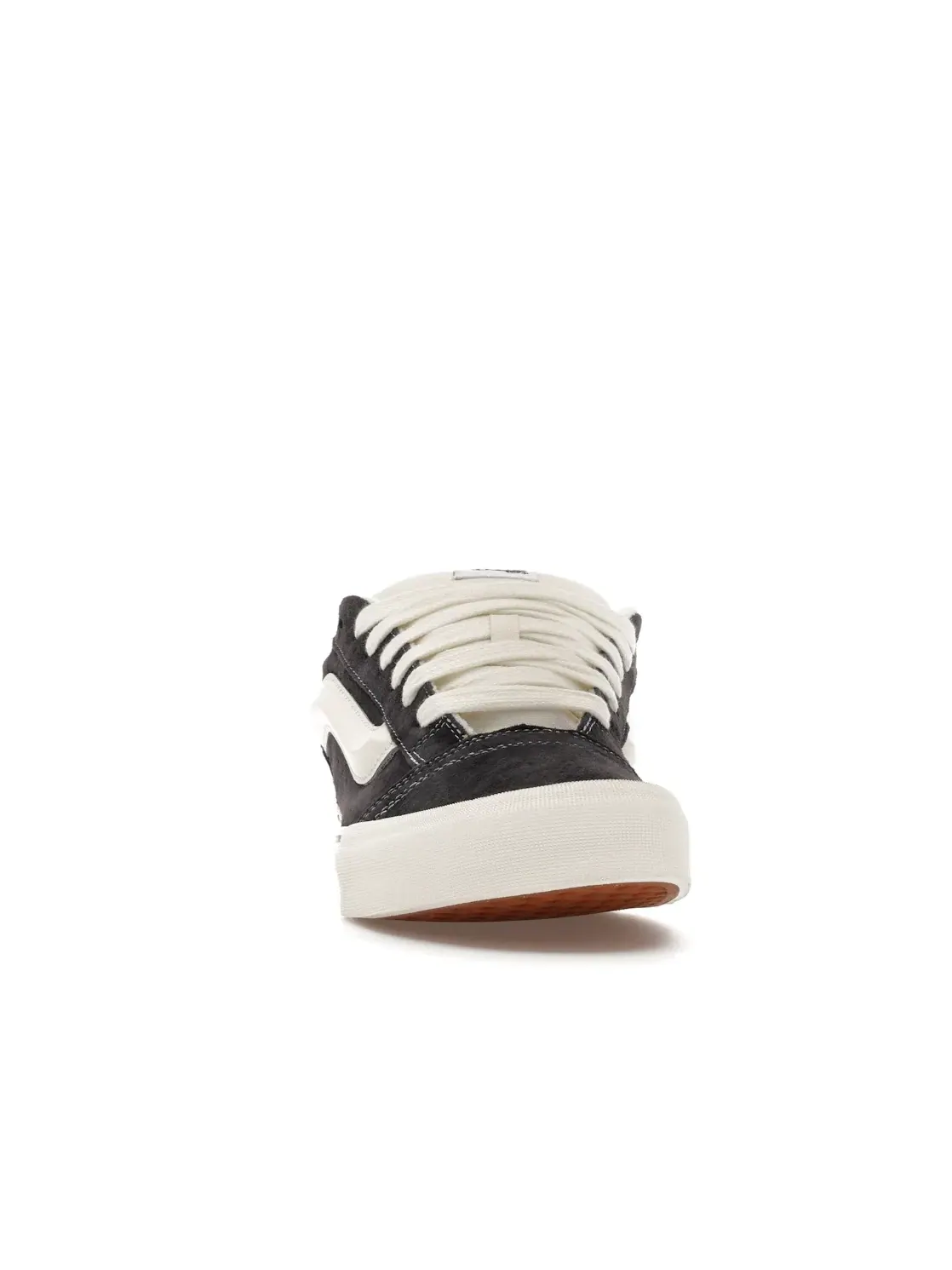 Мужские кеды Lifestyle с замшей Vans Knu Skool — изображение 2 из 4, серый