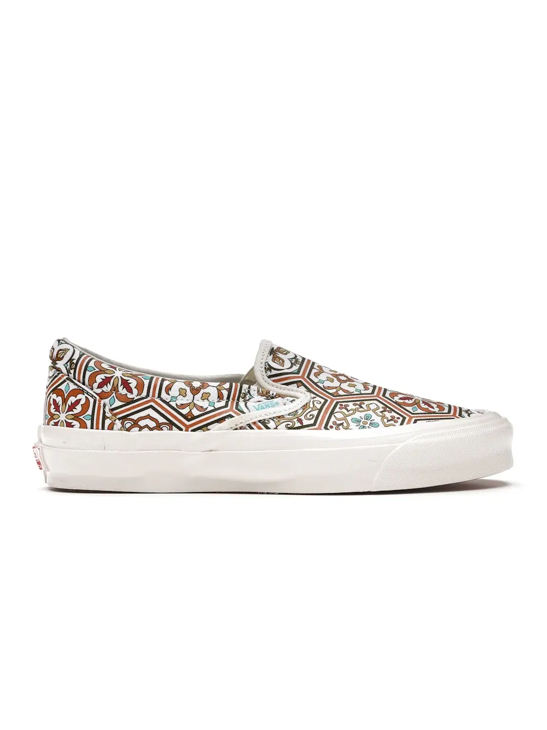 Мужские кеды Lifestyle Vans Slip-On — изображение 1 из 4, белый/мульти