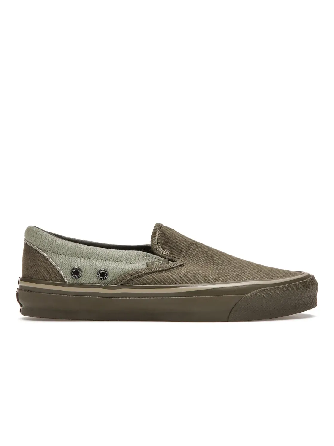 Мужские кеды Lifestyle Vans Vault UA OG Classic Slip-On LX Nigel Cabourn Army Mix, Army/Mix — изображение 1 из 4