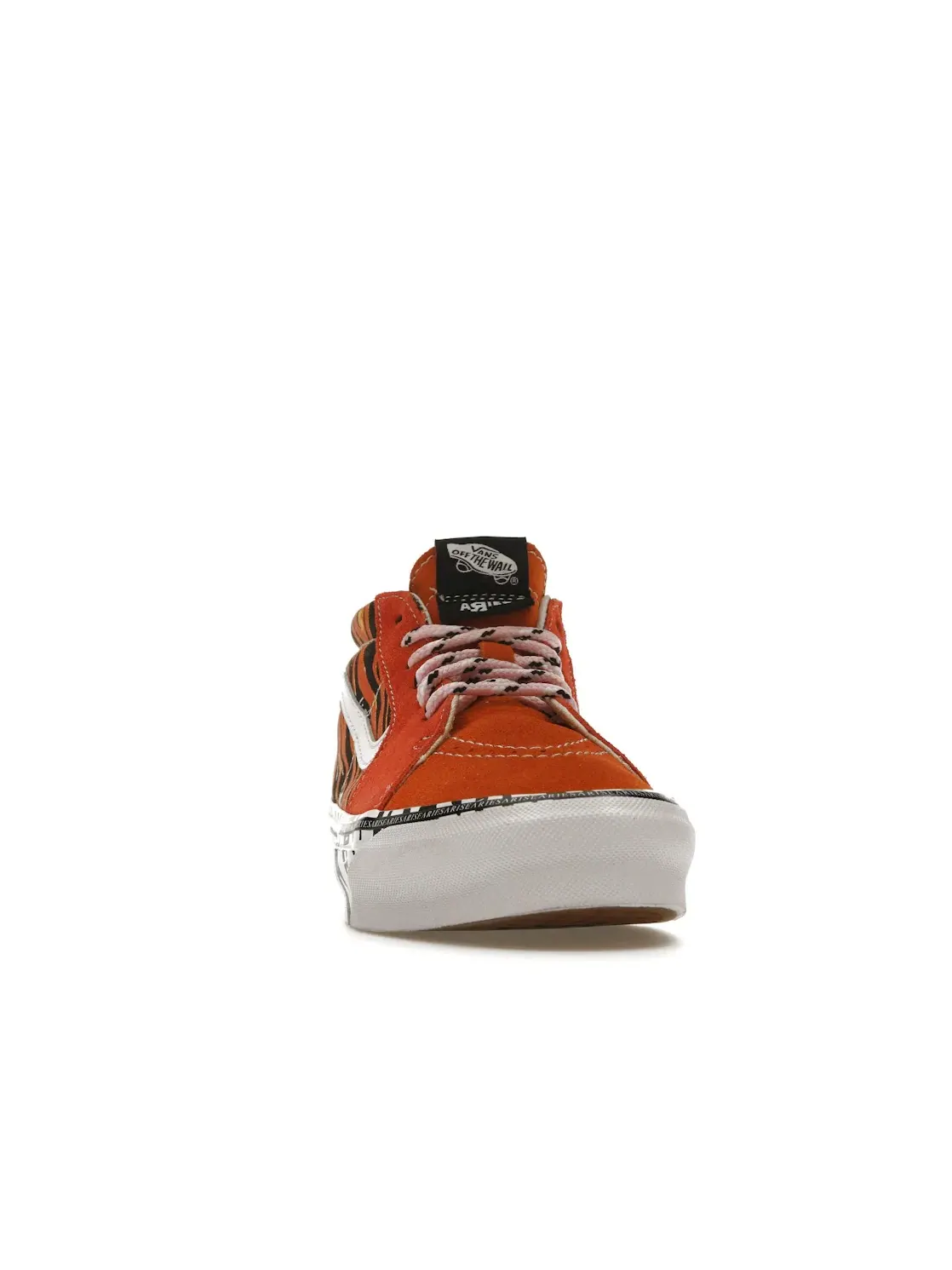 Мужские кроссовки Lifestyle с высоким берцем Vans Vault UA OG Sk8-Mid LX — изображение 2 из 4