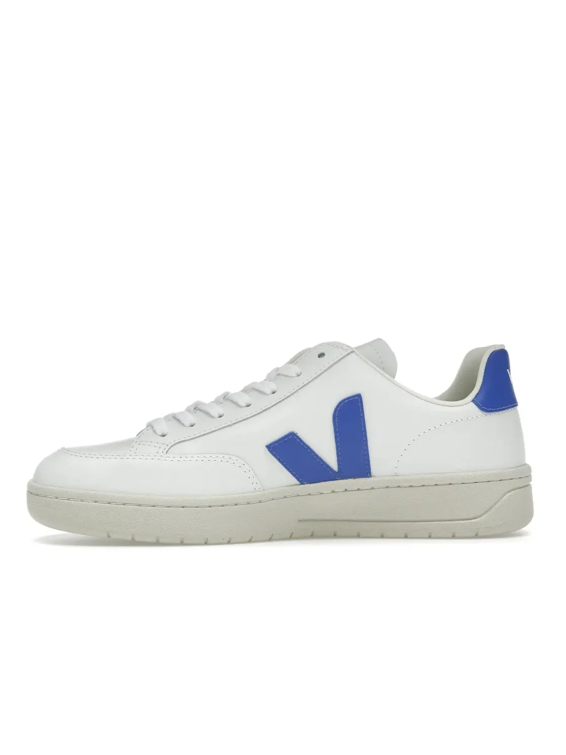 Мужские кроссовки из кожи Veja V-12 Leather — изображение 3 из 4, белый